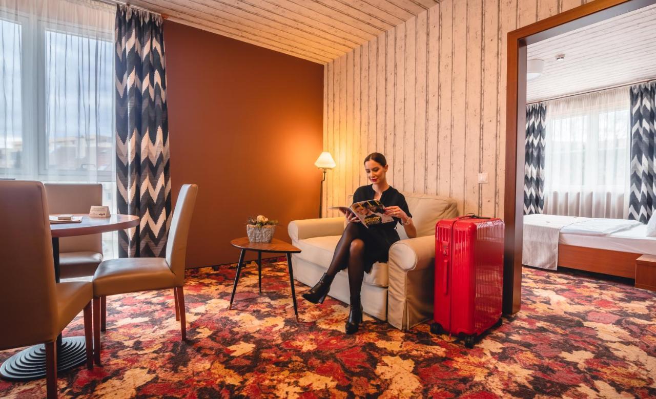 Hotel Lajta Park Mosonmagyaróvár Extérieur photo