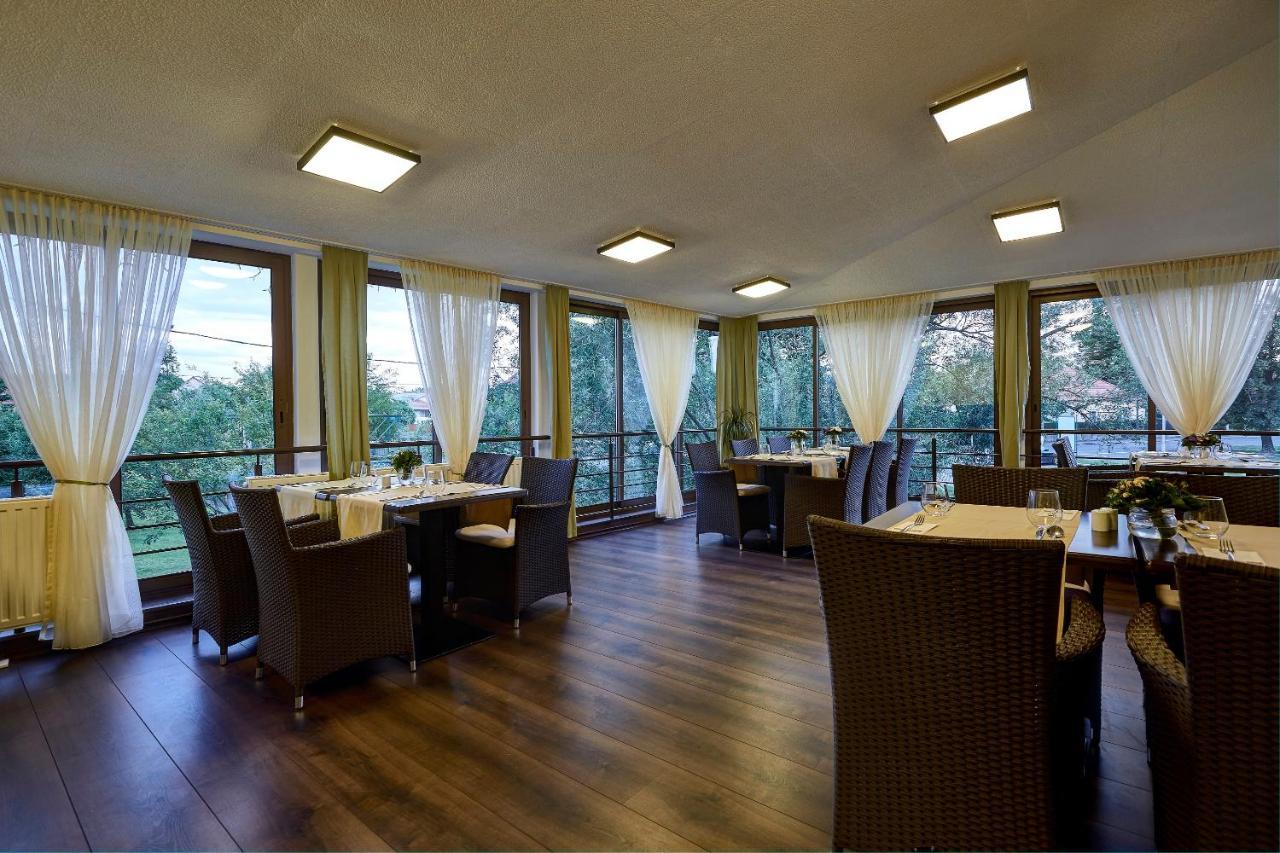 Hotel Lajta Park Mosonmagyaróvár Extérieur photo